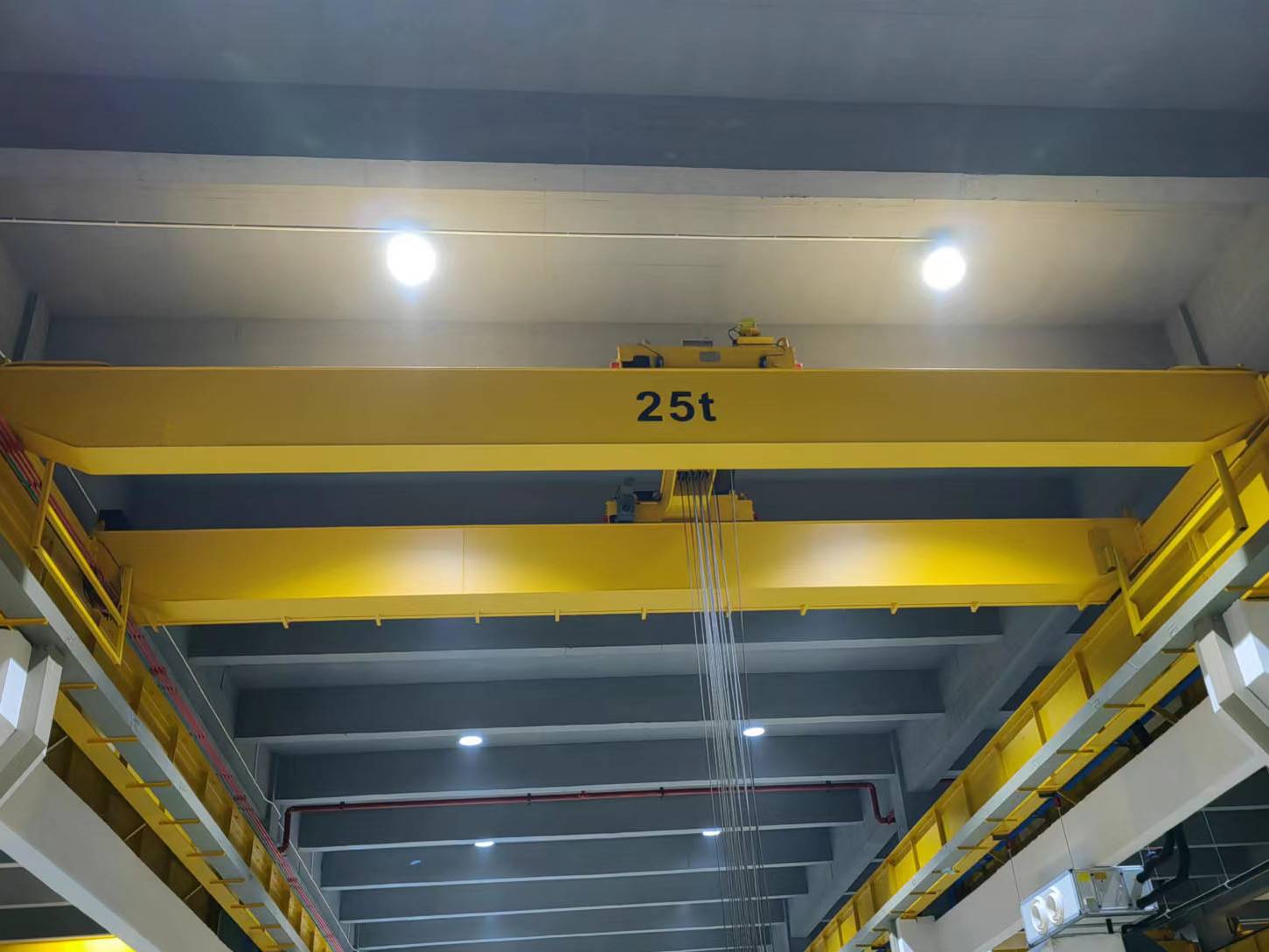 25T Heavy Duty Double Beam EOT Crane 25T Heavy Duty Double Beam EOT Crane